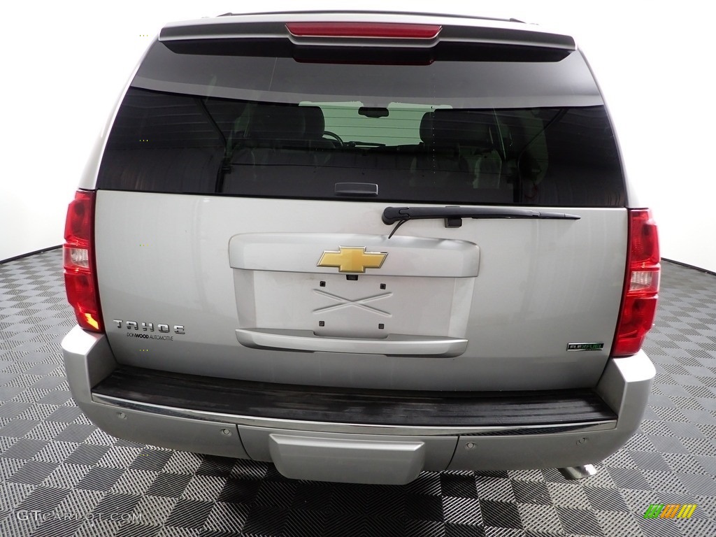 2010 Tahoe LTZ 4x4 - Sheer Silver Metallic / Light Titanium/Dark Titanium photo #12