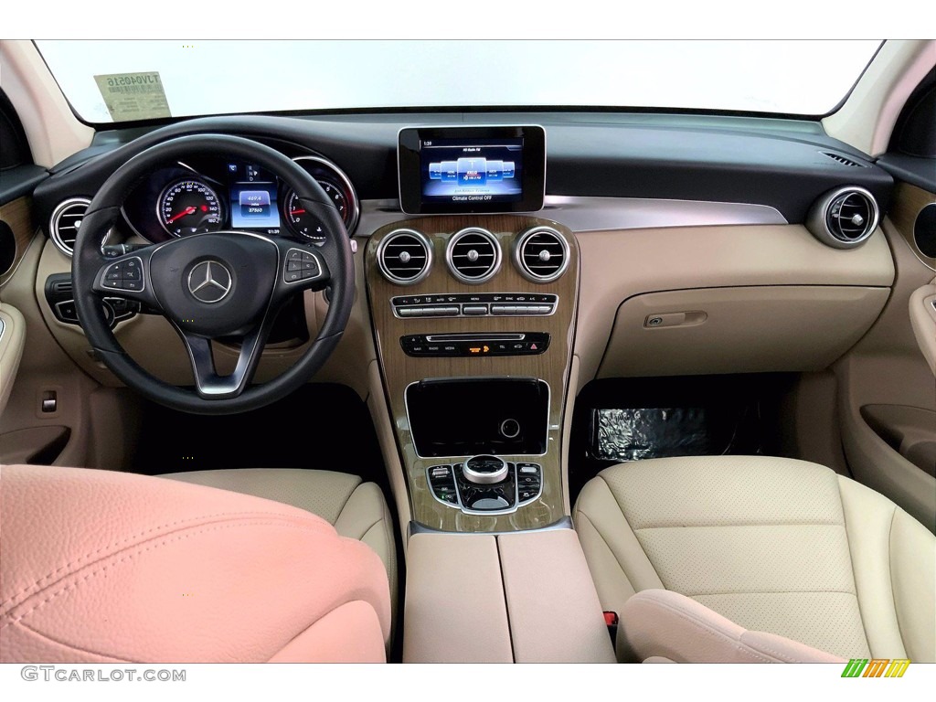 2018 GLC 300 - Brilliant Blue Metallic / Silk Beige/Black photo #15