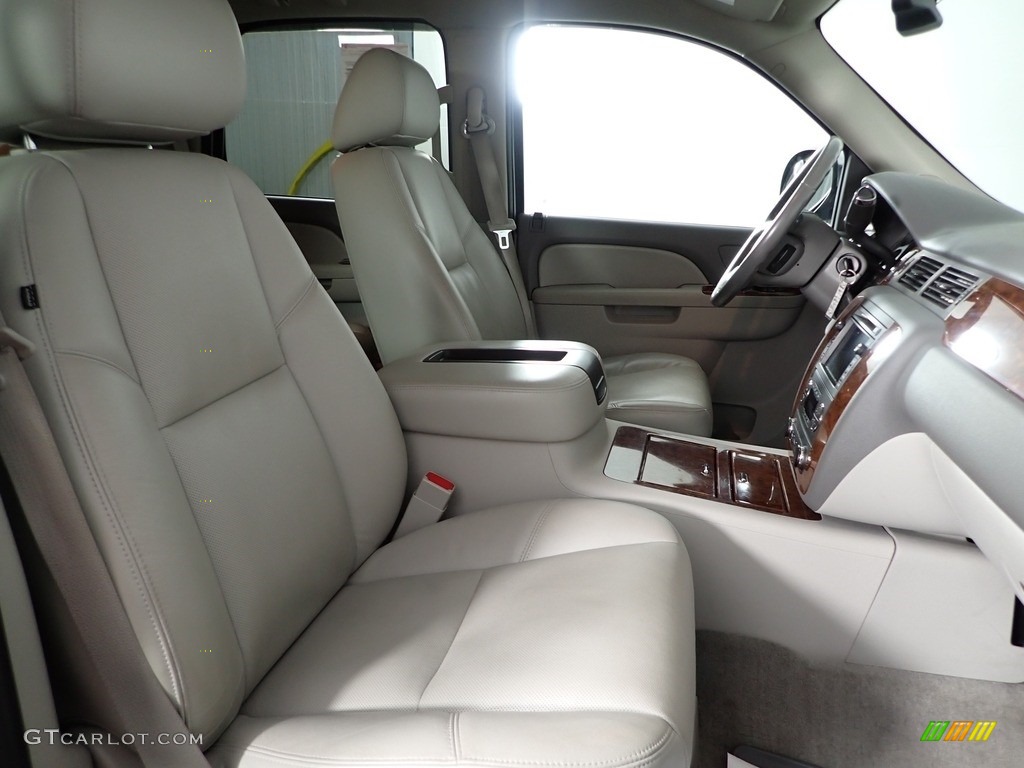 2010 Tahoe LTZ 4x4 - Sheer Silver Metallic / Light Titanium/Dark Titanium photo #34