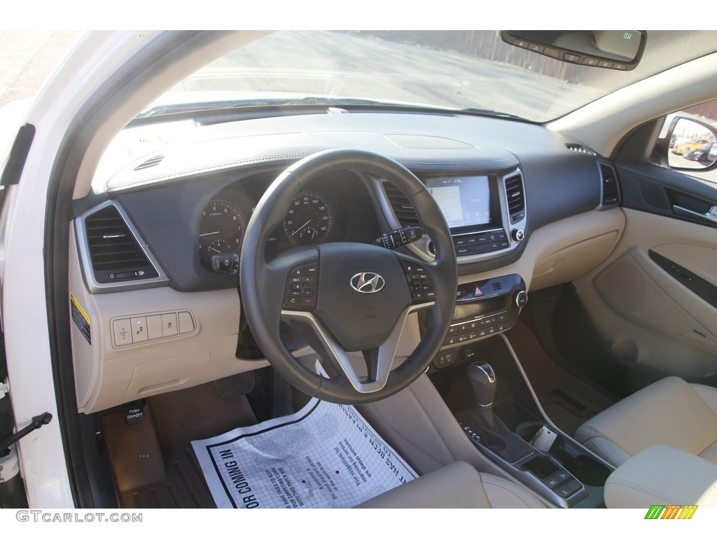 2017 Tucson SE AWD - Dazzling White / Beige photo #10