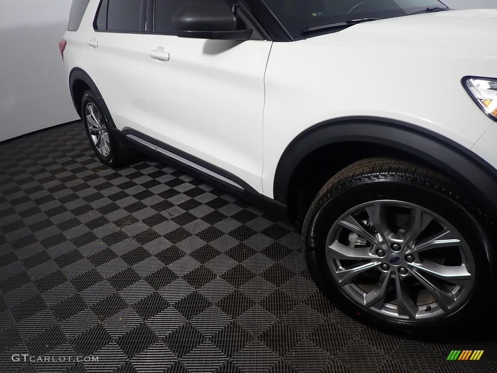 2021 Explorer XLT 4WD - Oxford White / Ebony photo #4