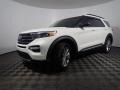 2021 Oxford White Ford Explorer XLT 4WD  photo #8