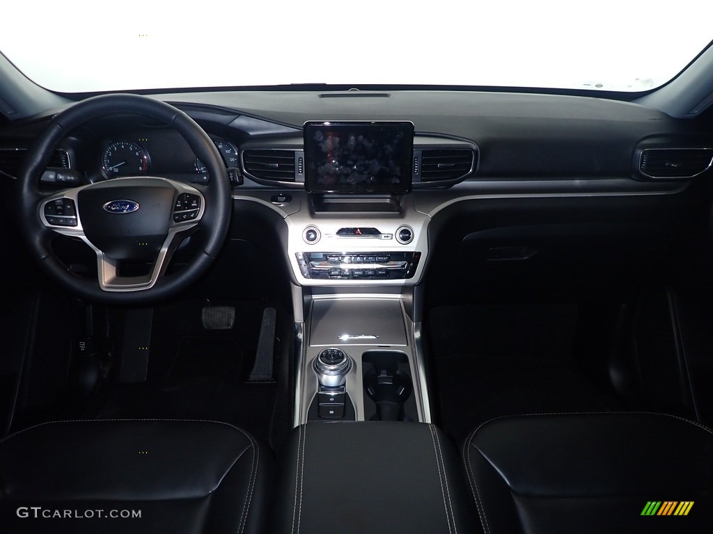 2021 Explorer XLT 4WD - Oxford White / Ebony photo #27