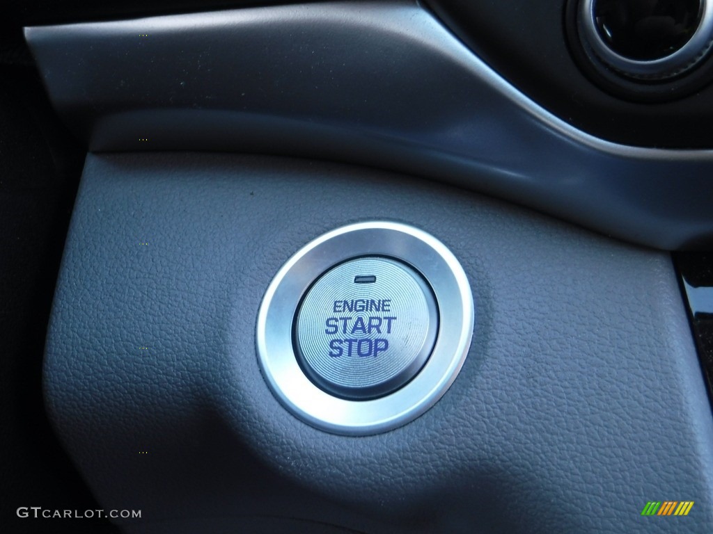 2019 Elantra Value Edition - Symphony Silver / Gray photo #5