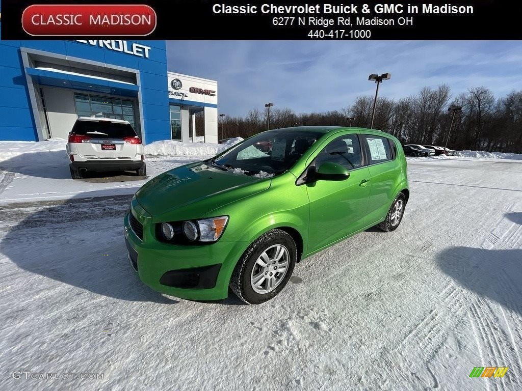 2016 Sonic LT Hatchback - Dragon Green Metallic / Jet Black/Dark Titanium photo #1
