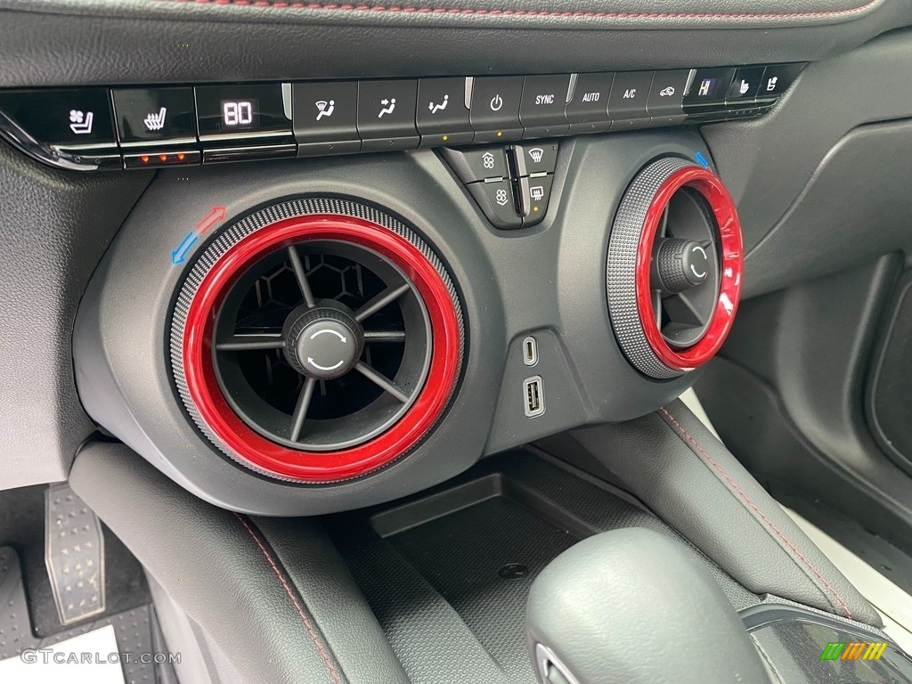 2021 Chevrolet Blazer RS Controls Photos