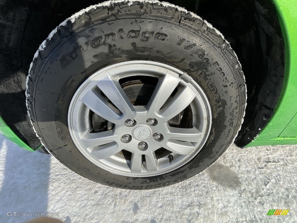 2016 Chevrolet Sonic LT Hatchback Wheel Photos