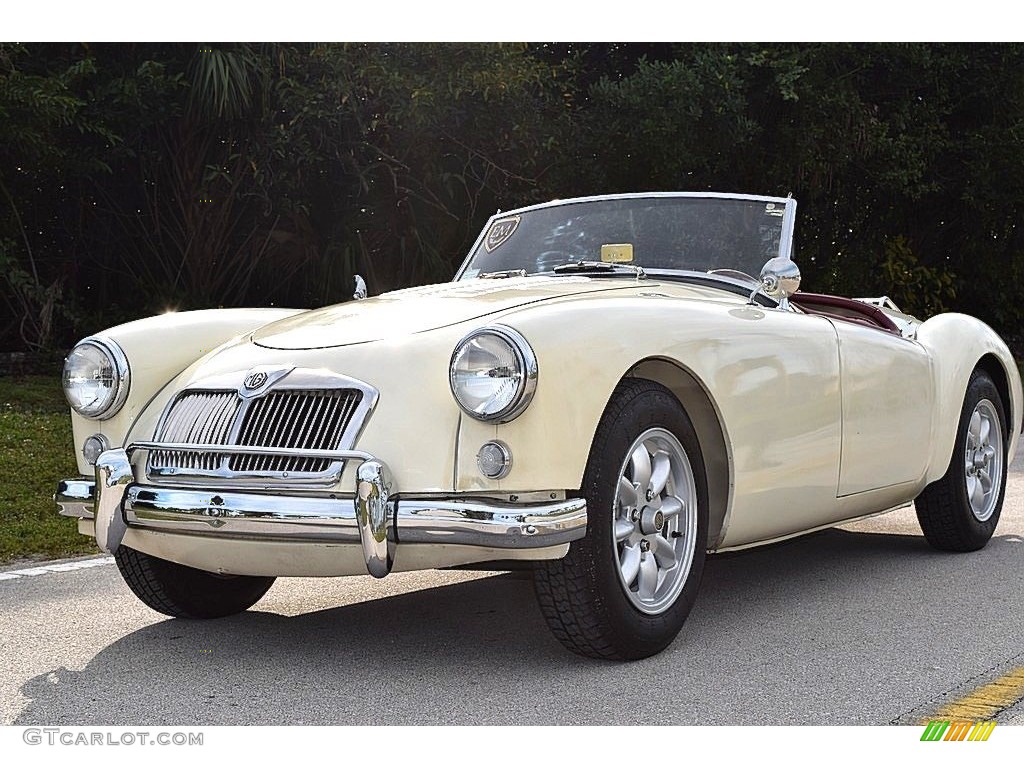 Old English White 1959 MG MGA Roadster Exterior Photo #143641598