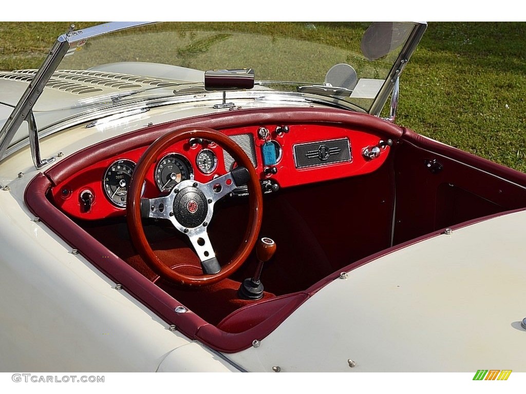 1959 MG MGA Roadster Controls Photo #143641771