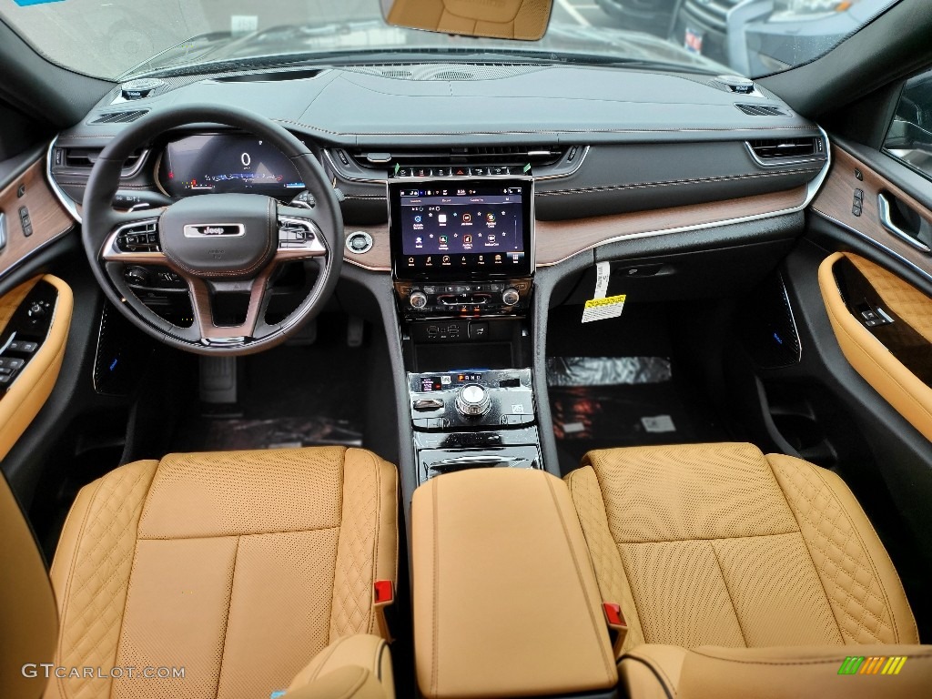 Tupelo/Black Interior 2021 Jeep Grand Cherokee L Summit 4x4 Photo #143642212