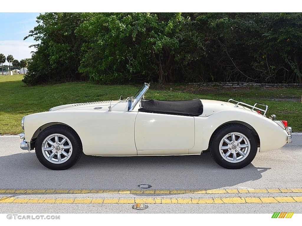 Old English White 1959 MG MGA Roadster Exterior Photo #143642266