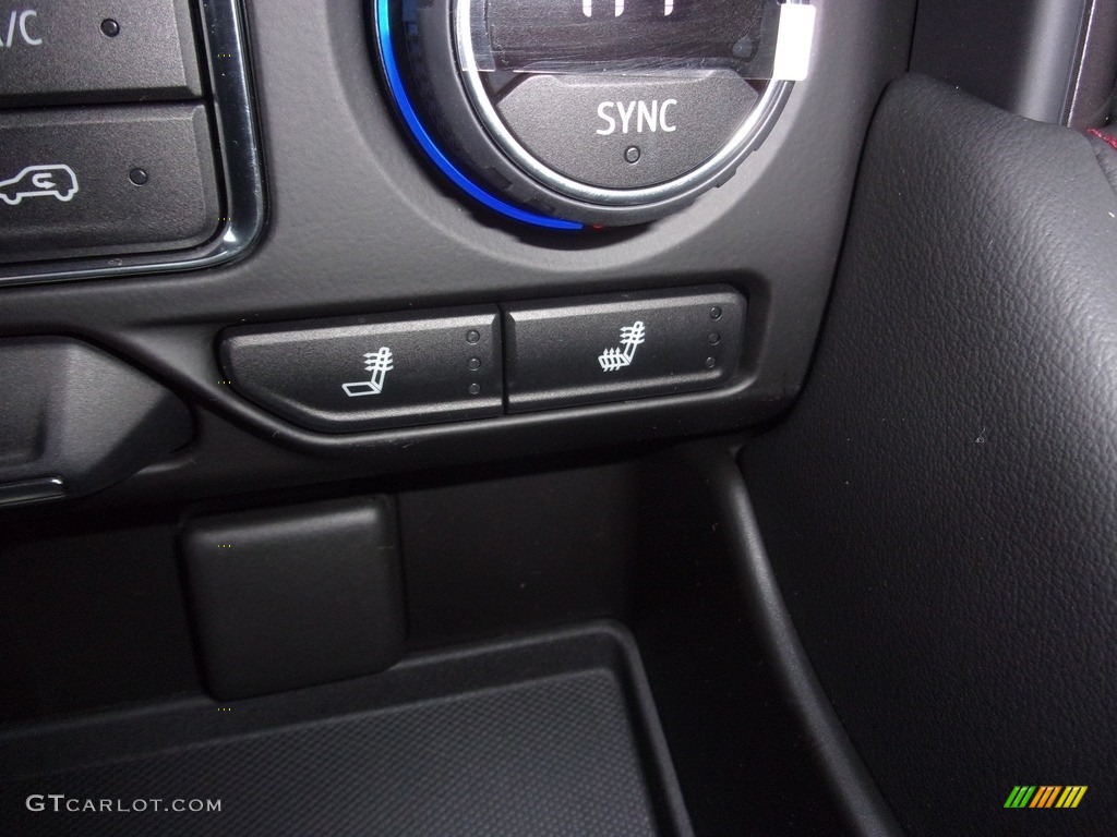 2022 Suburban RST 4WD - Iridescent Pearl Tricoat / Jet Black/­Victory Red photo #50