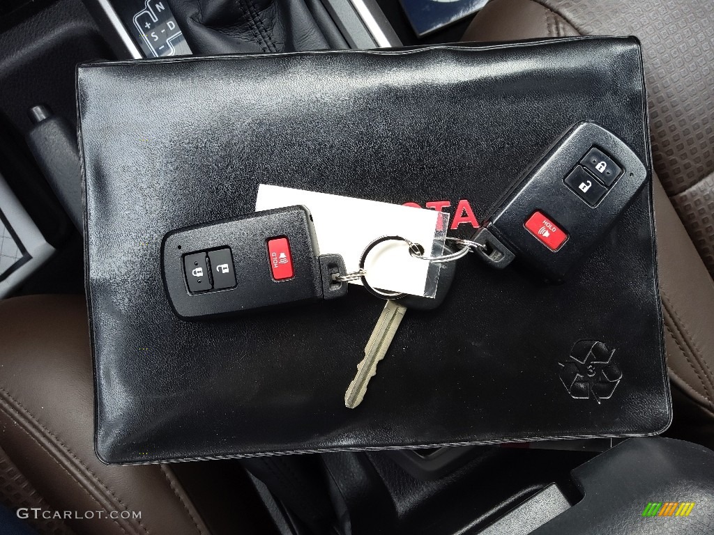 2016 Toyota Tacoma Limited Double Cab 4x4 Keys Photo #143644933