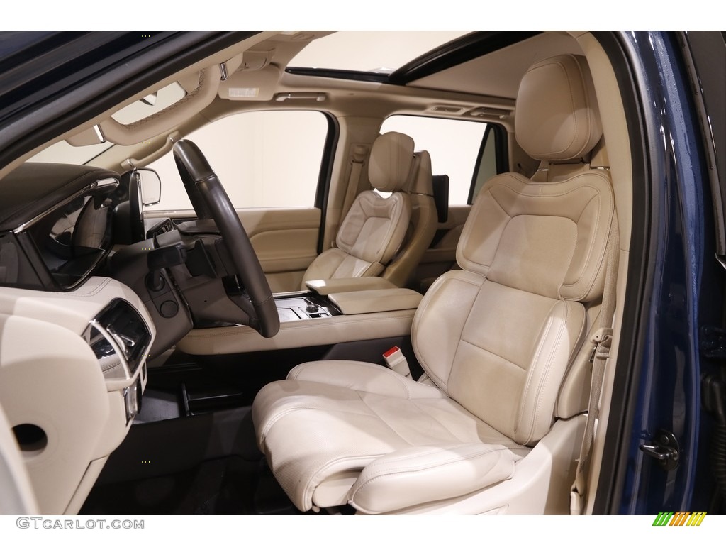 2019 Lincoln Navigator L Reserve 4x4 Front Seat Photo #143645467