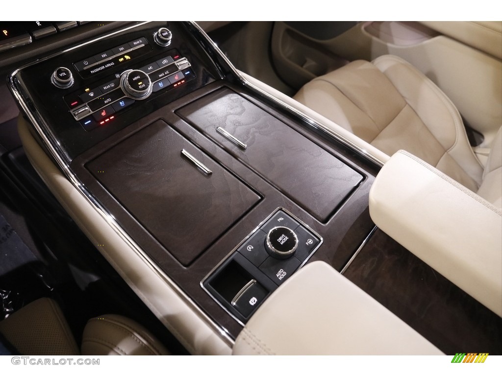 2019 Lincoln Navigator L Reserve 4x4 Controls Photos