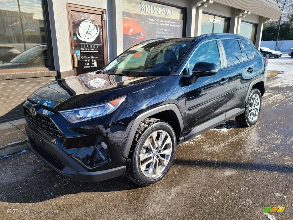 2019 RAV4 XLE AWD - Midnight Black Metallic / Black photo #2