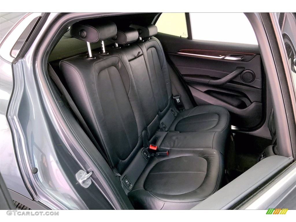 2018 X2 xDrive28i - Mineral Grey Metallic / Black photo #19