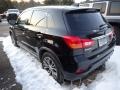 Labrador Black Metallic - Outlander Sport ES Photo No. 3