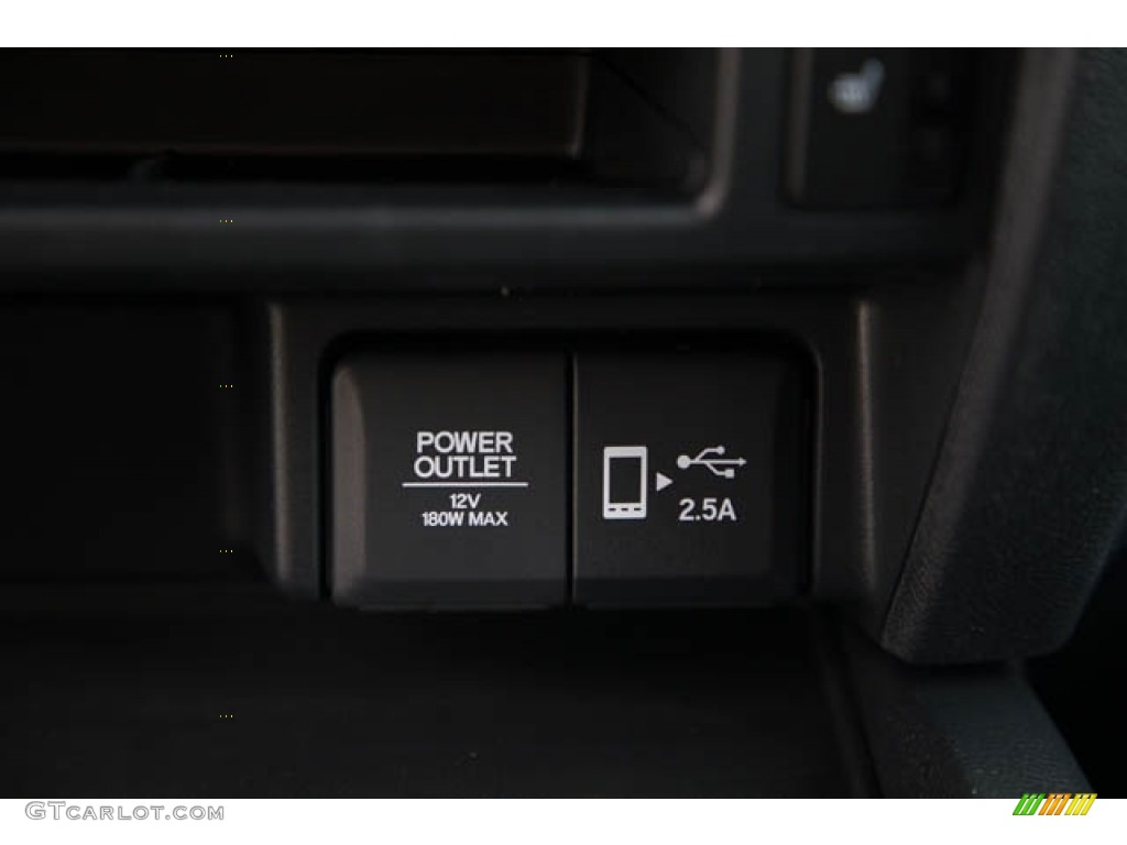 2022 Pilot Sport AWD - Lunar Silver Metallic / Black photo #21