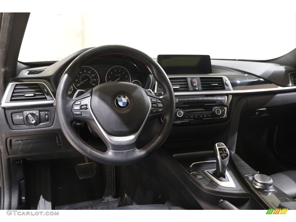 2018 BMW 3 Series 330i xDrive Sedan Black Dashboard Photo #143652372