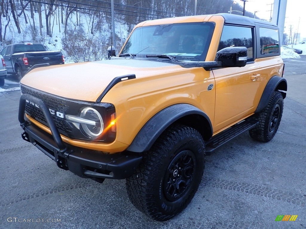 Cyber Orange Metallic Tri-Coat 2021 Ford Bronco Wildtrak 4x4 2-Door Exterior Photo #143652600