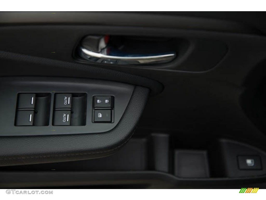 2022 Pilot Sport AWD - Lunar Silver Metallic / Black photo #35