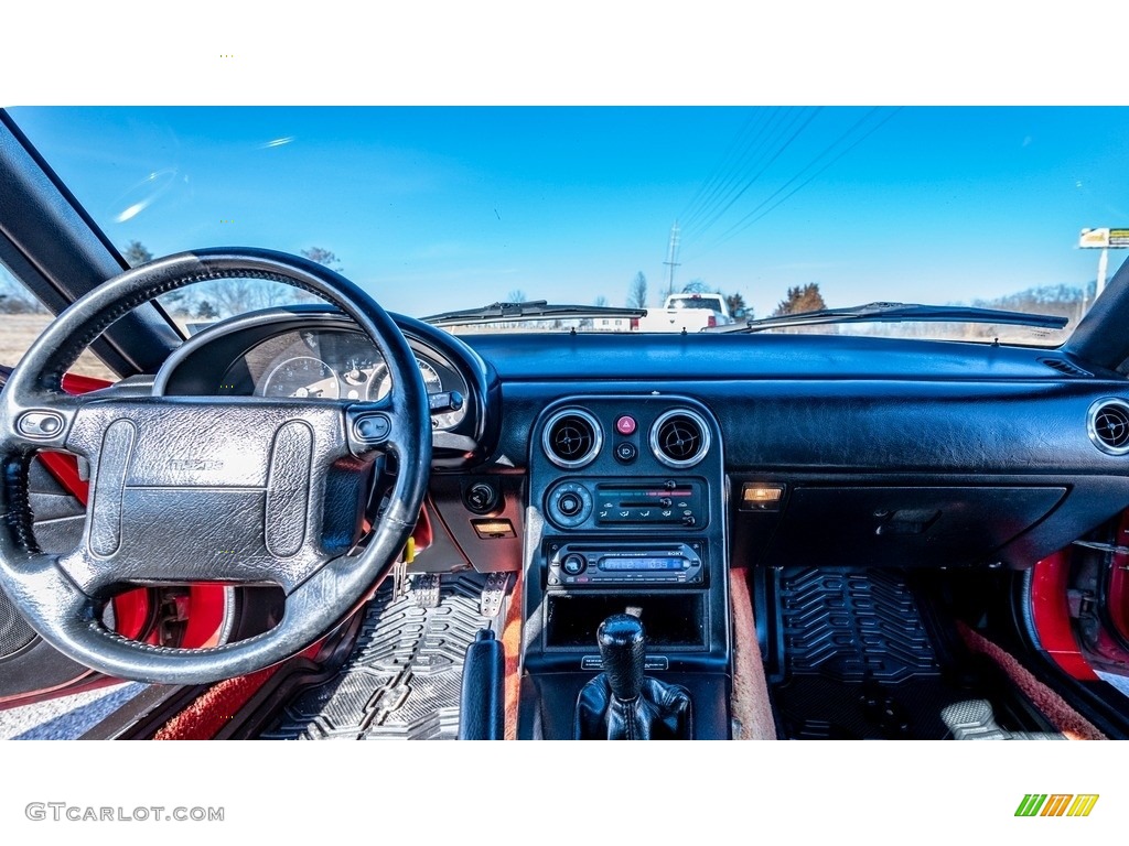 1990 MX-5 Miata Roadster - Classic Red / Black photo #25