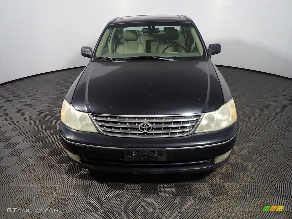 2003 Avalon XLS - Black / Ivory photo #4