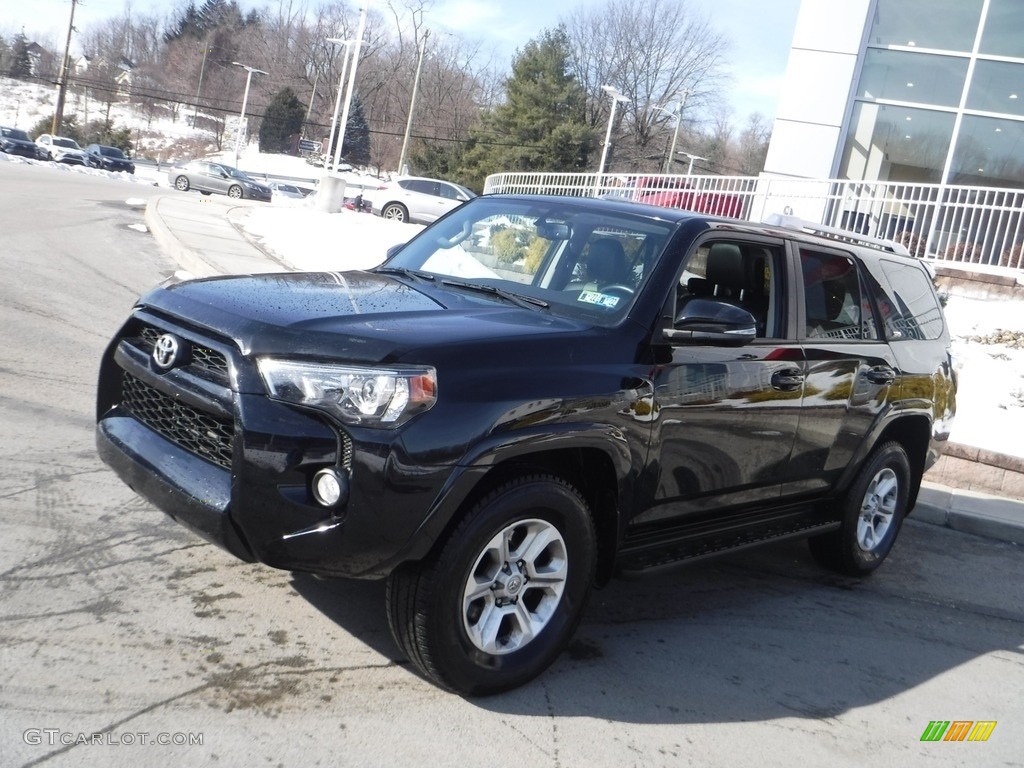 2018 4Runner SR5 4x4 - Midnight Black Metallic / Graphite photo #13