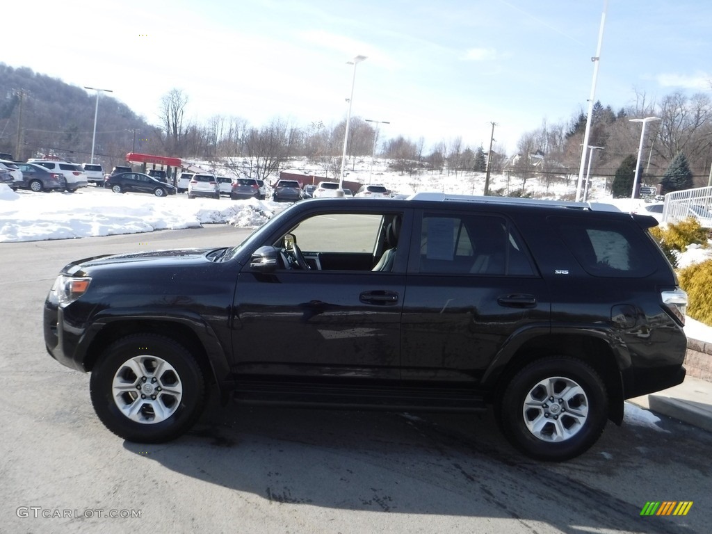 2018 4Runner SR5 4x4 - Midnight Black Metallic / Graphite photo #14