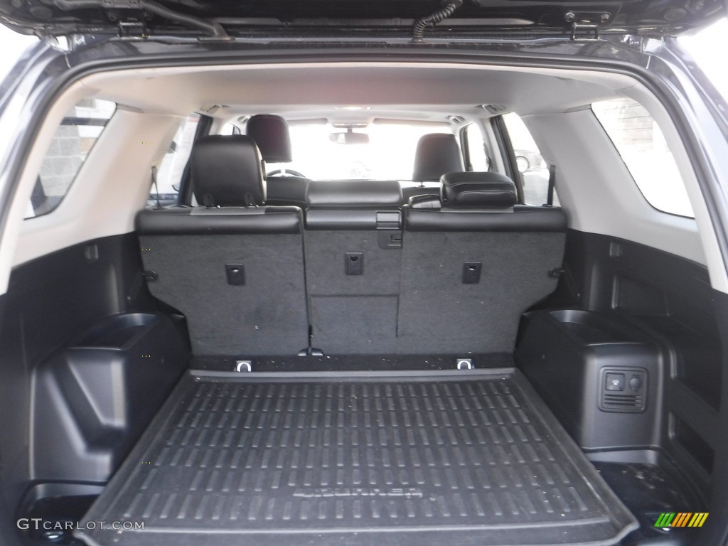 2018 4Runner SR5 4x4 - Midnight Black Metallic / Graphite photo #30