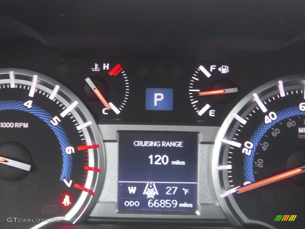 2018 4Runner SR5 4x4 - Midnight Black Metallic / Graphite photo #35