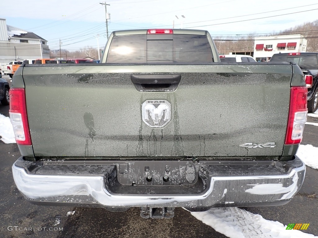 2022 2500 Tradesman Crew Cab 4x4 - Olive Green Pearl / Black photo #4