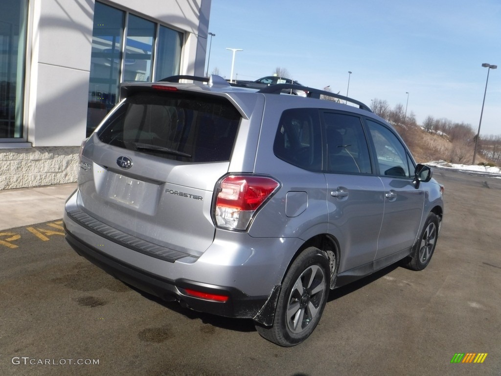 2018 Forester 2.5i Premium - Ice Silver Metallic / Platinum photo #10