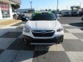 Crystal White Pearl - Outback Touring XT Photo No. 2