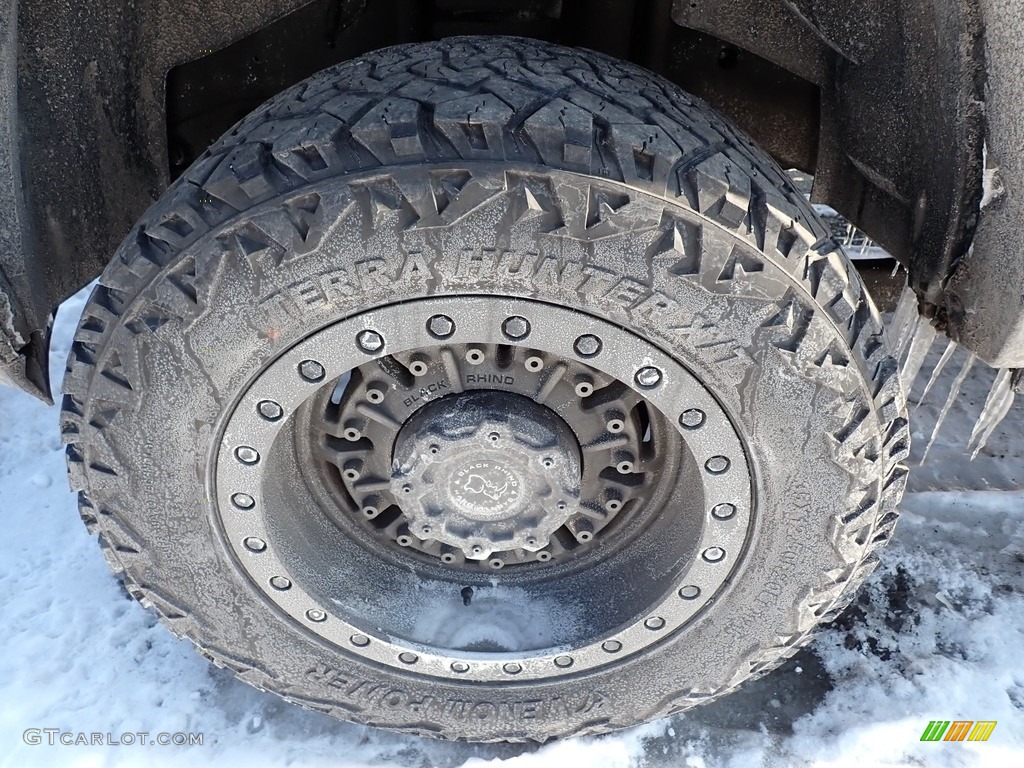 2016 Ram 2500 Tradesman Crew Cab 4x4 Custom Wheels Photos