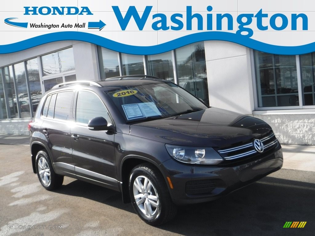 2016 Tiguan SE 4MOTION - Pepper Gray Metallic / Charcoal photo #1