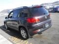 Pepper Gray Metallic - Tiguan SE 4MOTION Photo No. 7