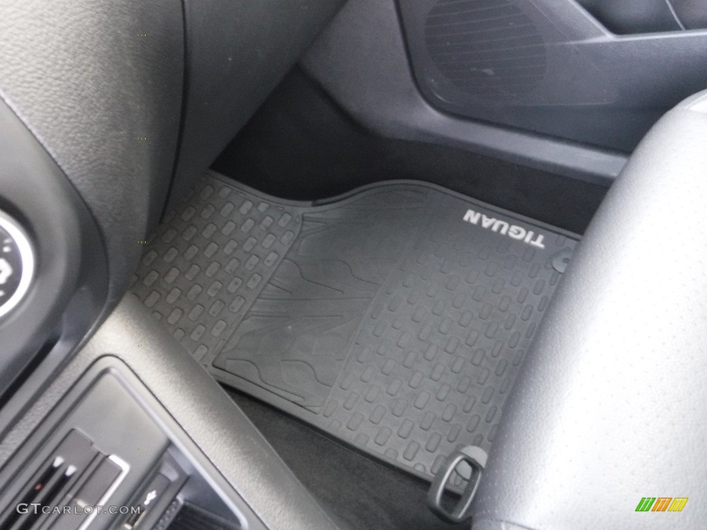 2016 Tiguan SE 4MOTION - Pepper Gray Metallic / Charcoal photo #11