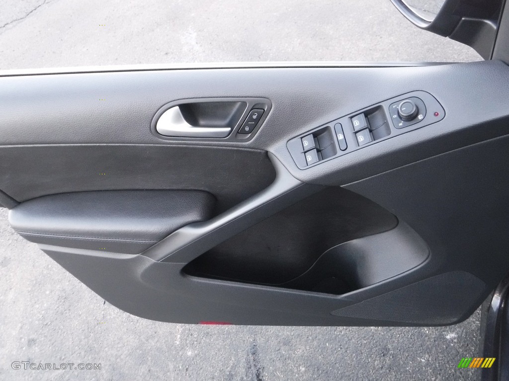 2016 Tiguan SE 4MOTION - Pepper Gray Metallic / Charcoal photo #12