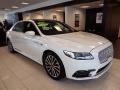 Front 3/4 View of 2020 Continental AWD
