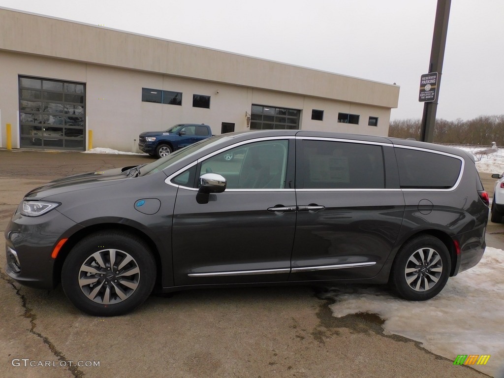 Granite Crystal Metallic 2022 Chrysler Pacifica Hybrid Limited Exterior Photo #143668967