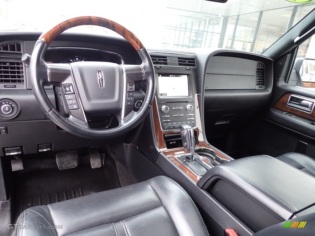 Ebony Interior 2016 Lincoln Navigator Select 4x4 Photo #143669096