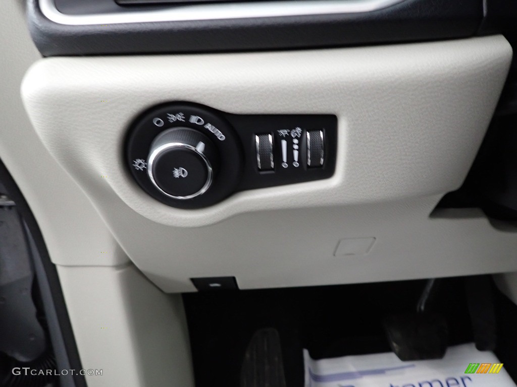 2020 Pacifica Touring L - Billet Silver Metallic / Alloy/Black photo #20
