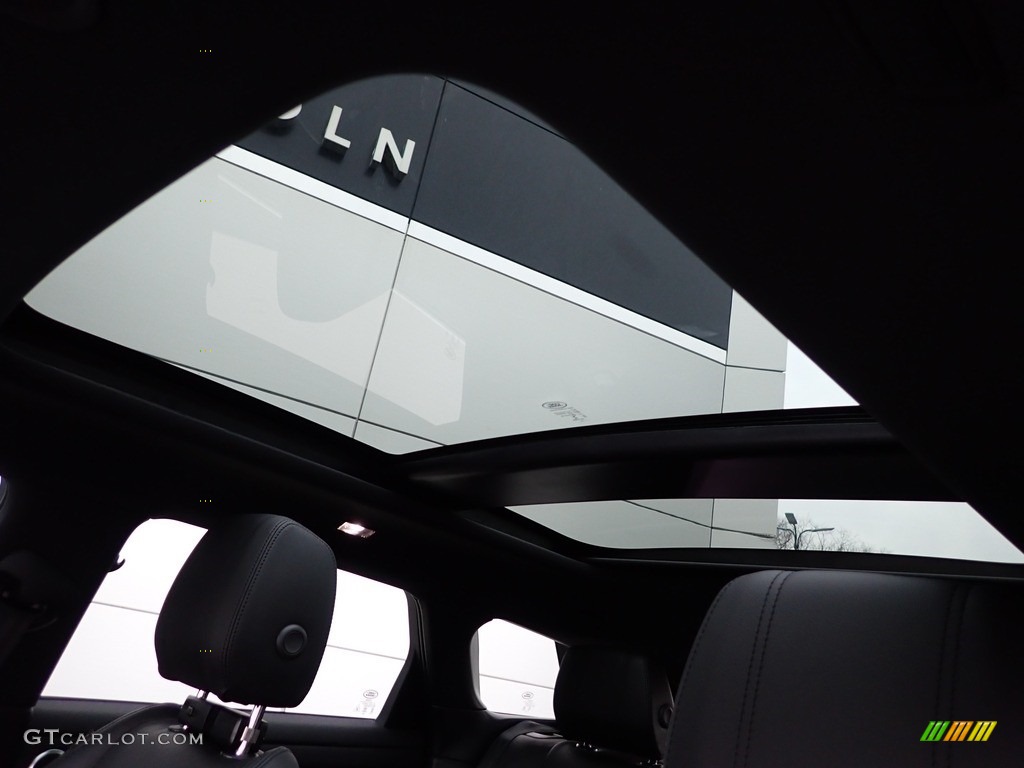 2021 Land Rover Range Rover Evoque S R-Dynamic Sunroof Photos