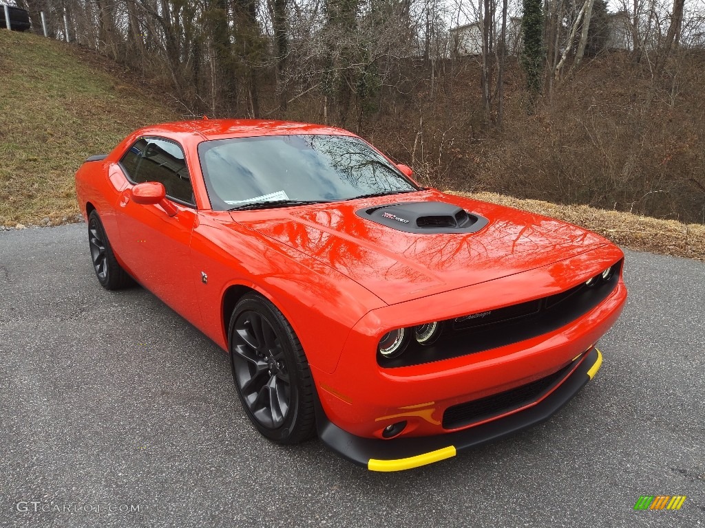 2021 Challenger R/T Scat Pack Shaker - Go Mango / Black photo #4