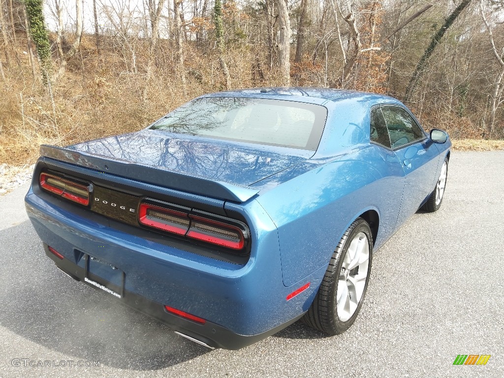 2021 Challenger GT - Frostbite / Black photo #6