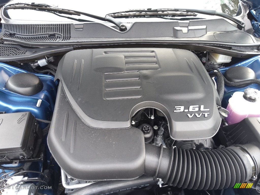 2021 Challenger GT - Frostbite / Black photo #9