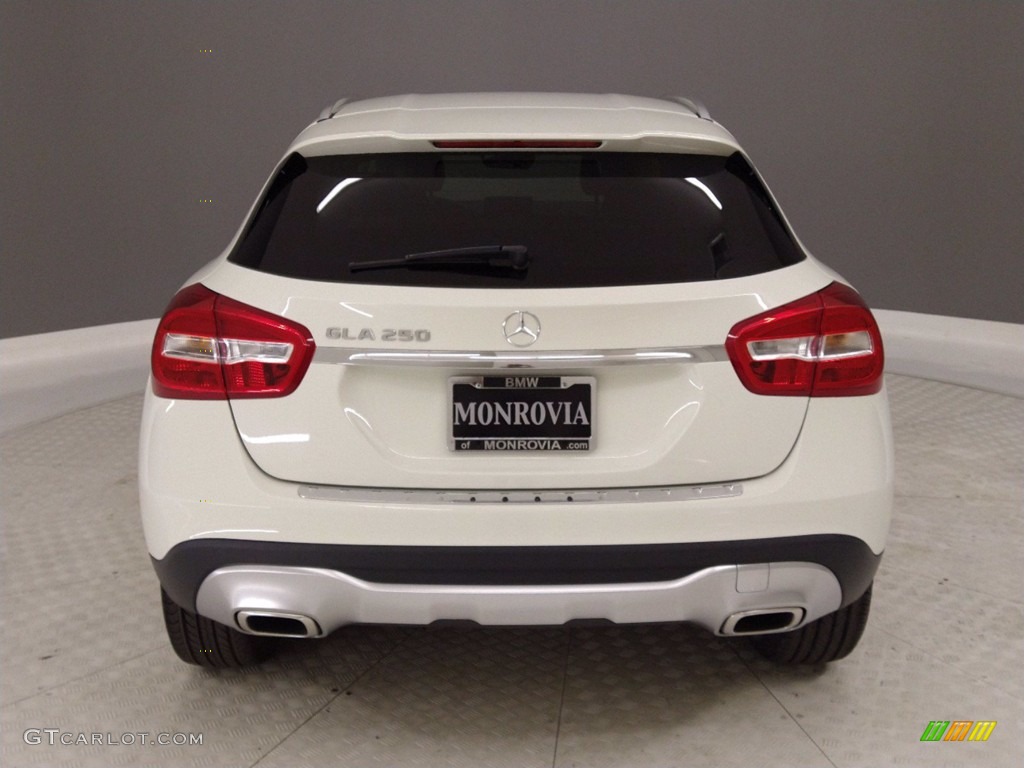 2018 GLA 250 - Cirrus White / Sahara Beige photo #7