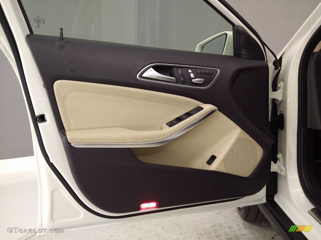 2018 GLA 250 - Cirrus White / Sahara Beige photo #11